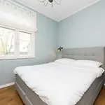 - No Contact Check In Apartment *