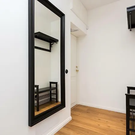 - No Contact Check In Апартаменты