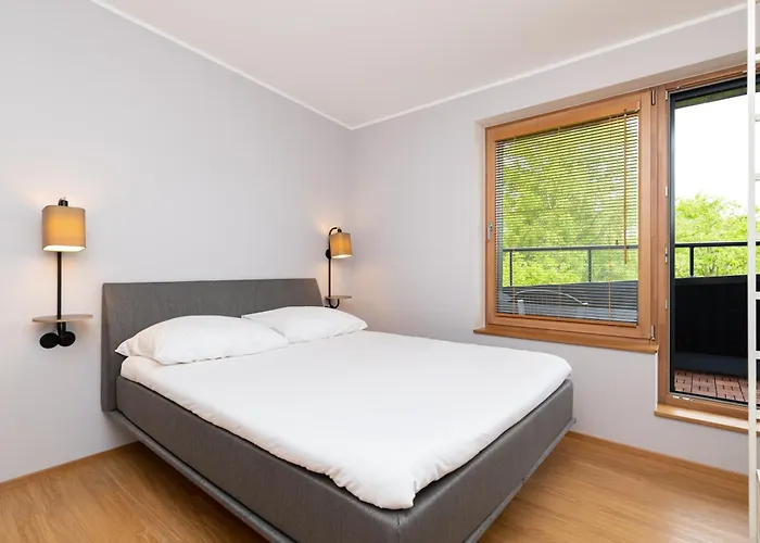 - No Contact Check In * Tallin