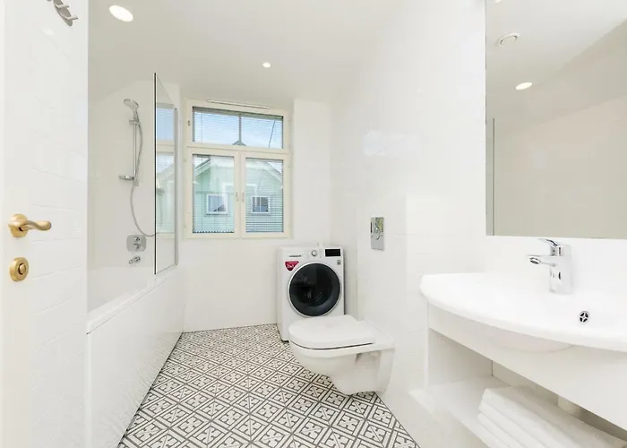 - No Contact Check In Tallin