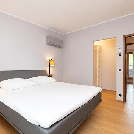 - No Contact Check In Appartement